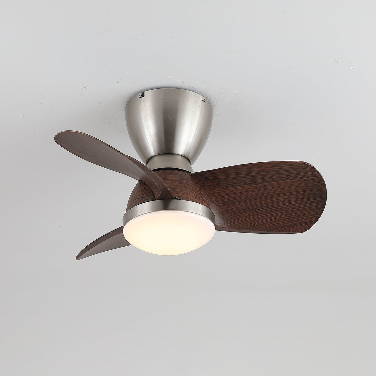 Aldiian minimalistisch Messing-Holz-Deckenventilator mit Beleuchtung