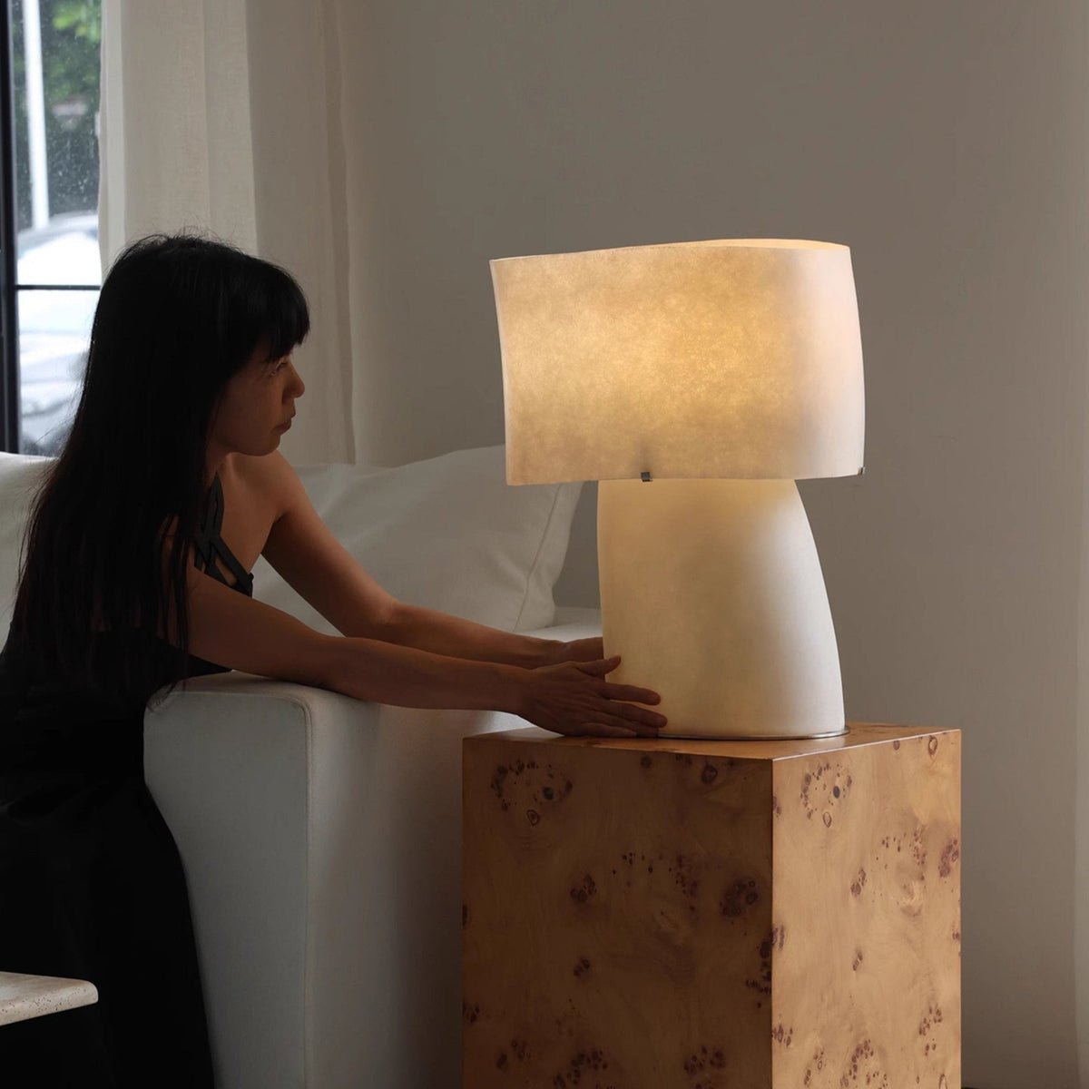 Lirvyn Tischlampe