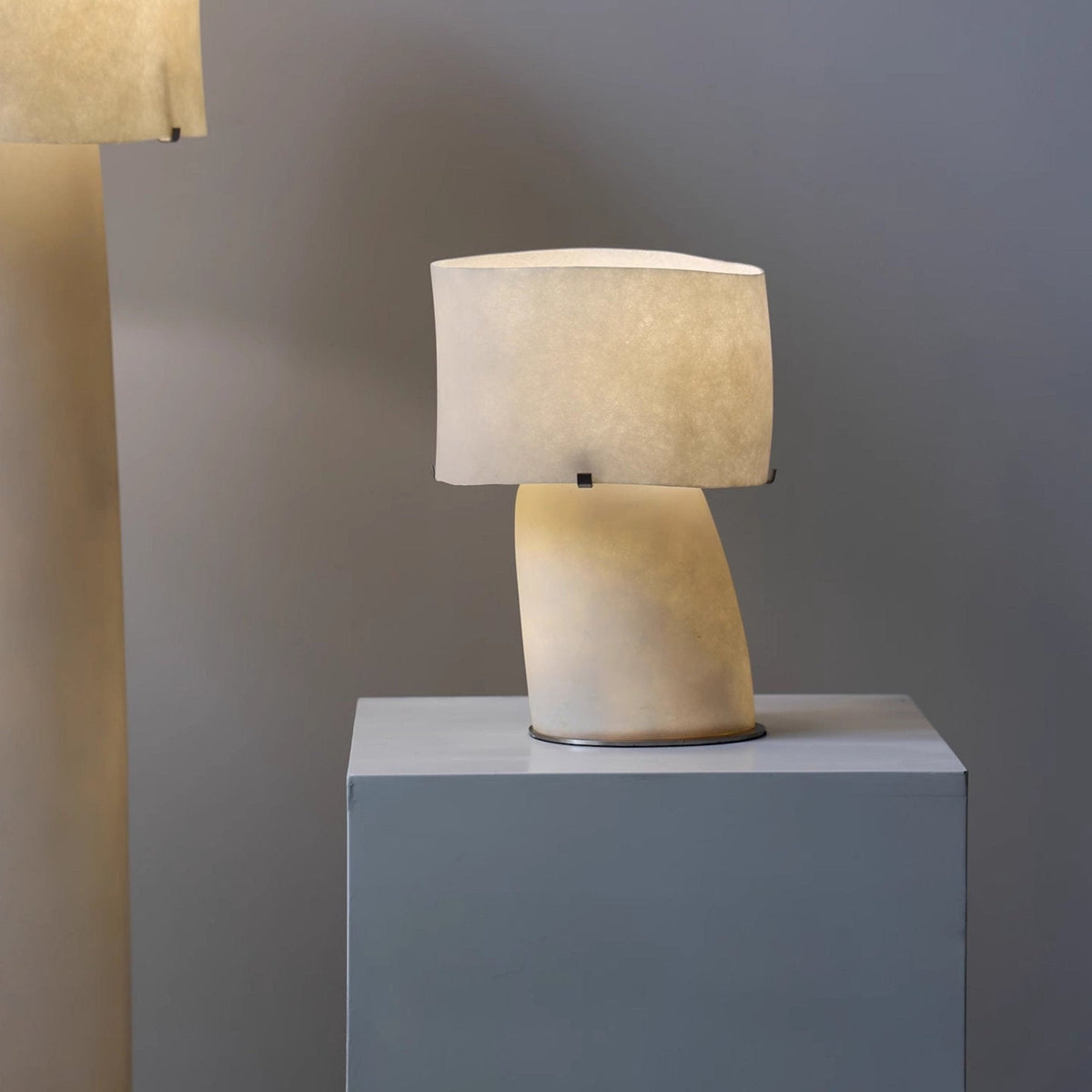 Lirvyn Tischlampe