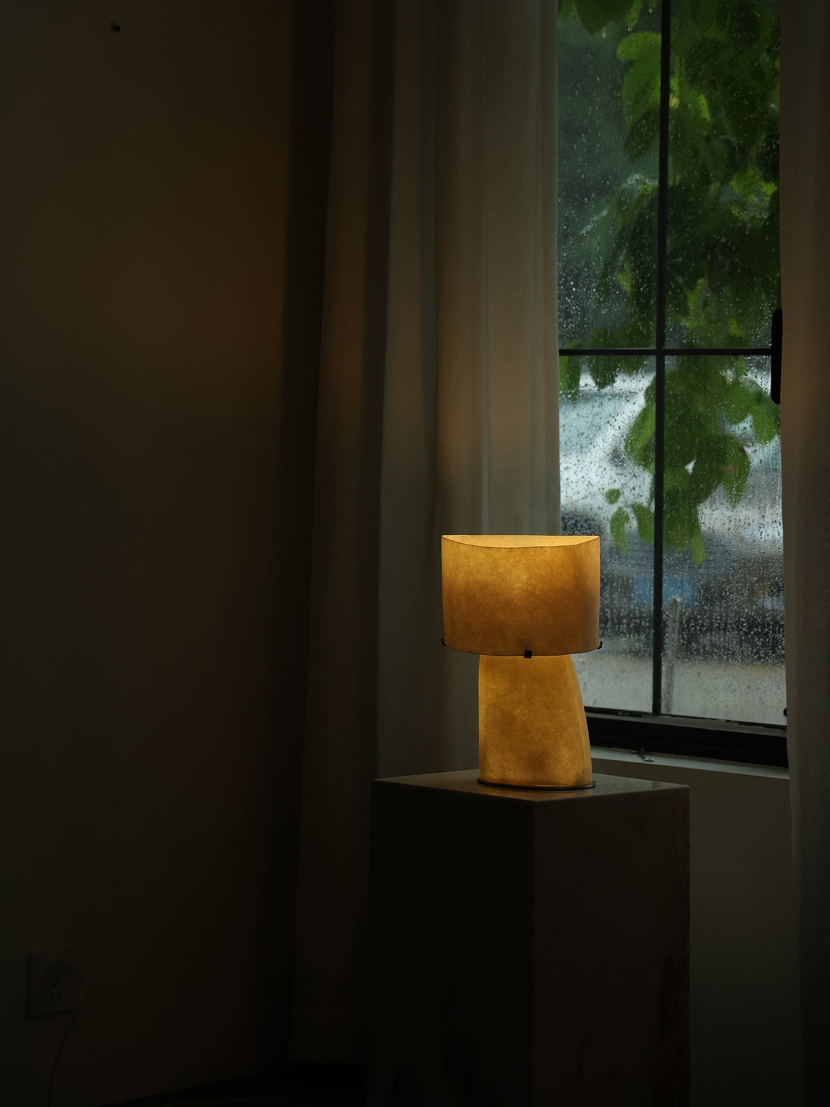 Lirvyn Tischlampe