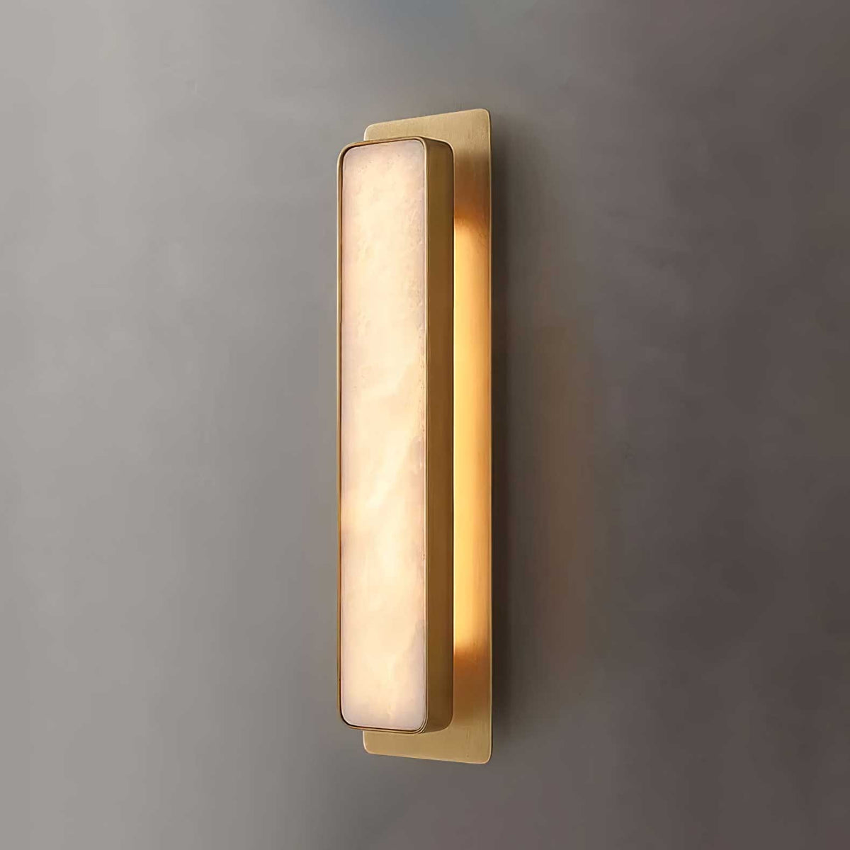Karix Linear Alabaster Wandleuchte