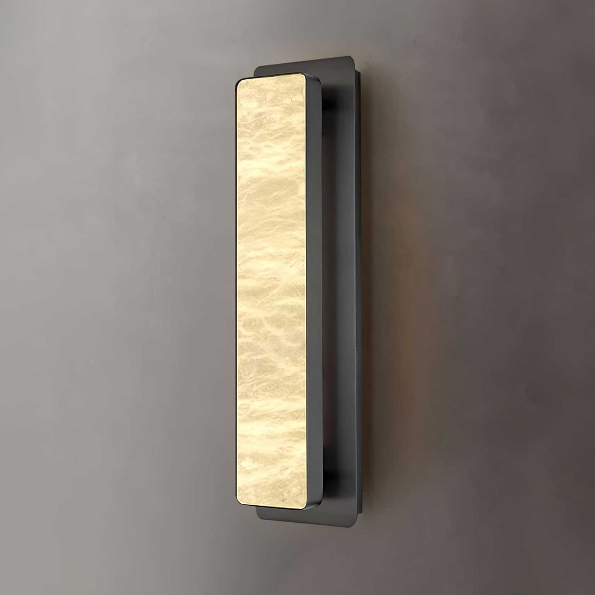 Karix Linear Alabaster Wandleuchte