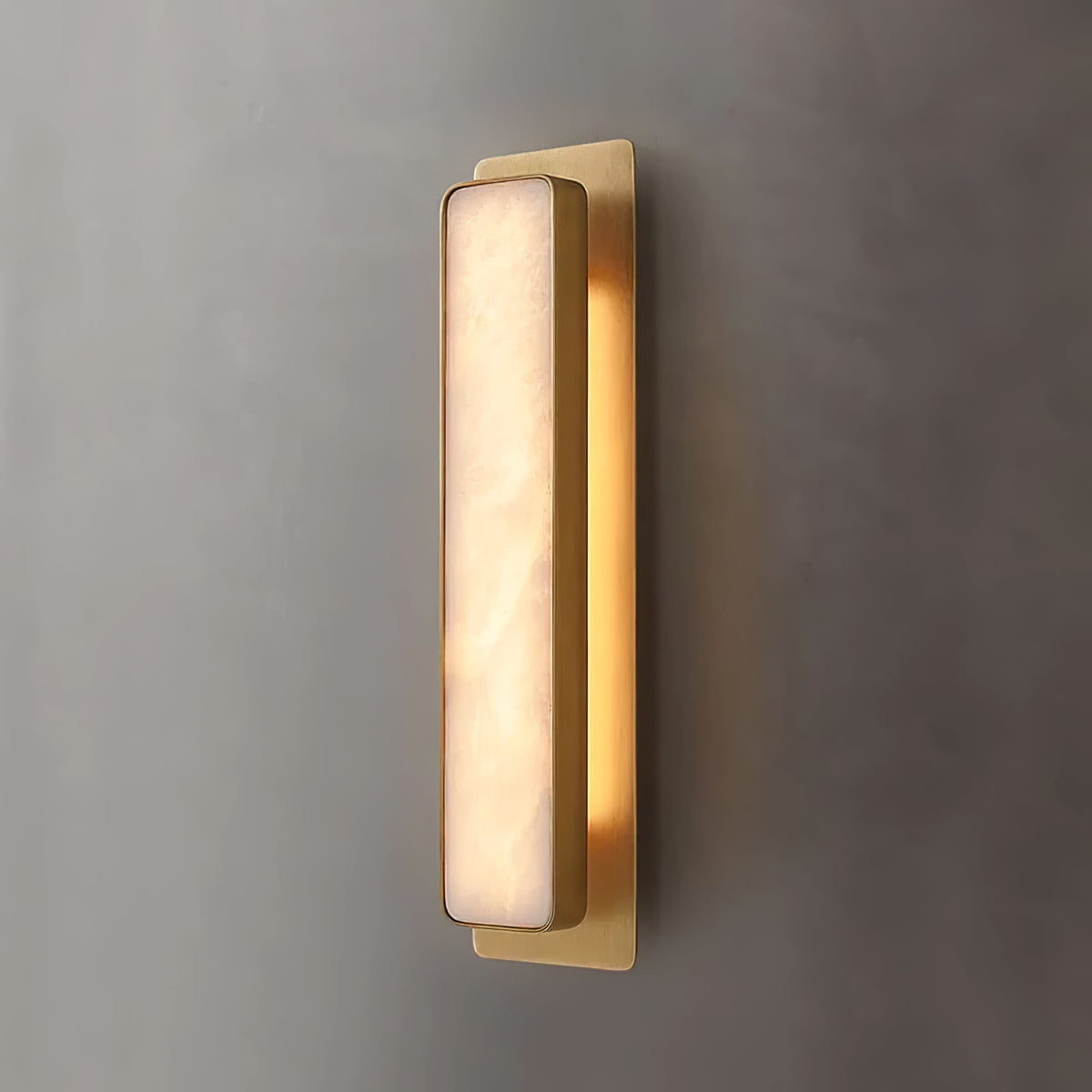 Karix Linear Alabaster Wandleuchte
