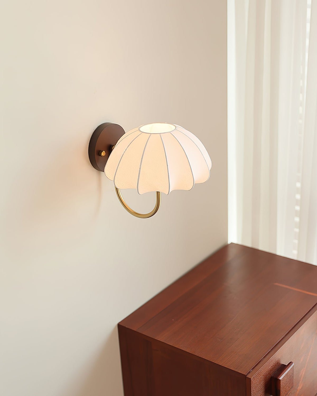 Pearl Wandleuchte