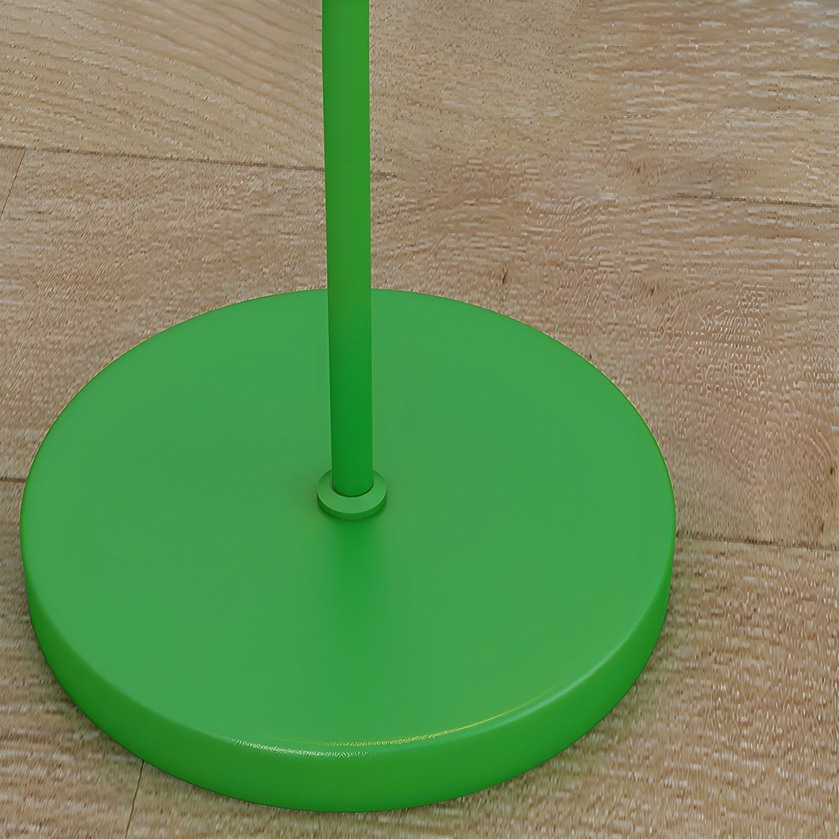 Narain Stehleuchte aus Glas im minimalistischen Stil