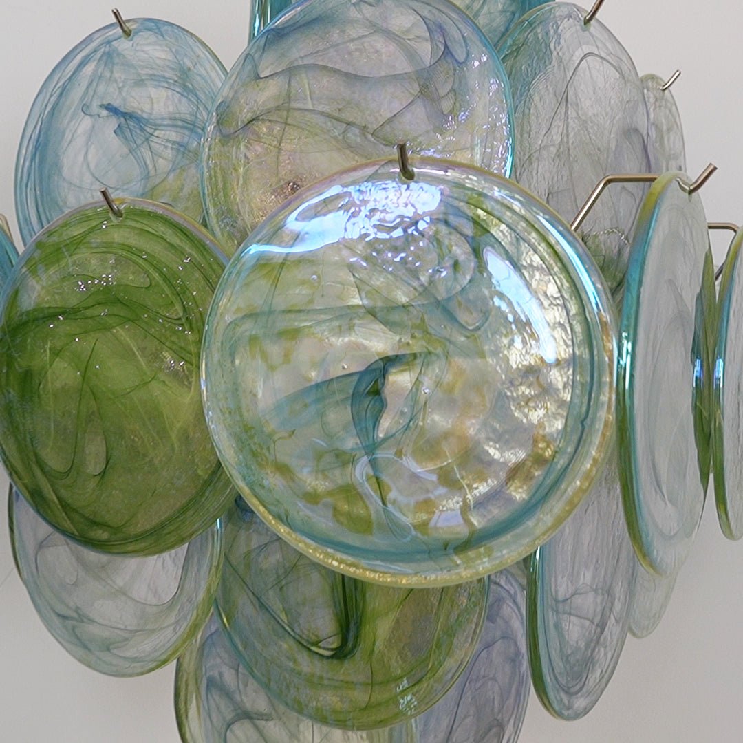 Velerora Kronleuchter grüner Murano-Glasscheiben in Natur-Optik