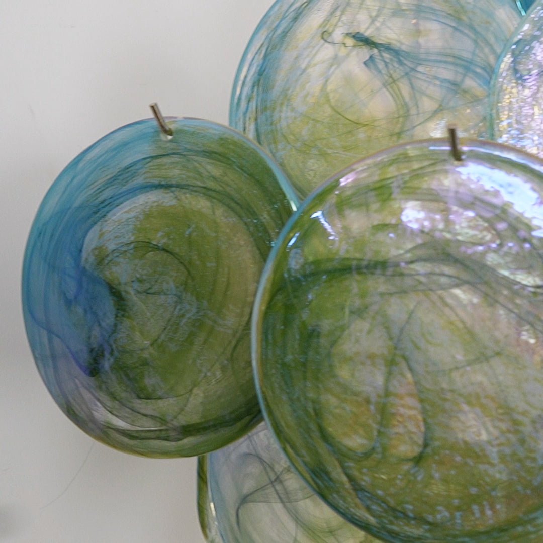 Velerora Kronleuchter grüner Murano-Glasscheiben in Natur-Optik