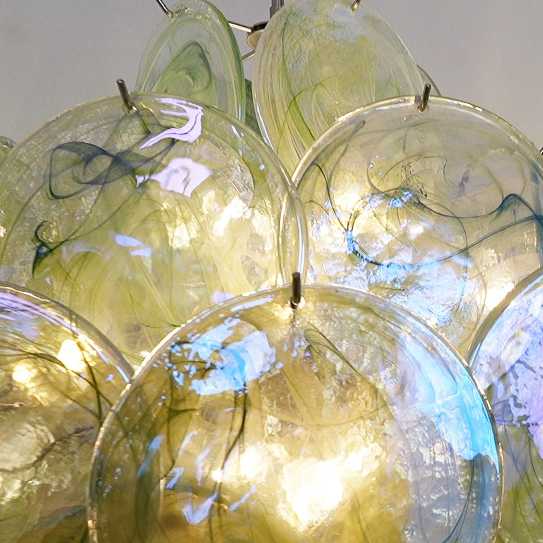 Velerora Kronleuchter grüner Murano-Glasscheiben in Natur-Optik