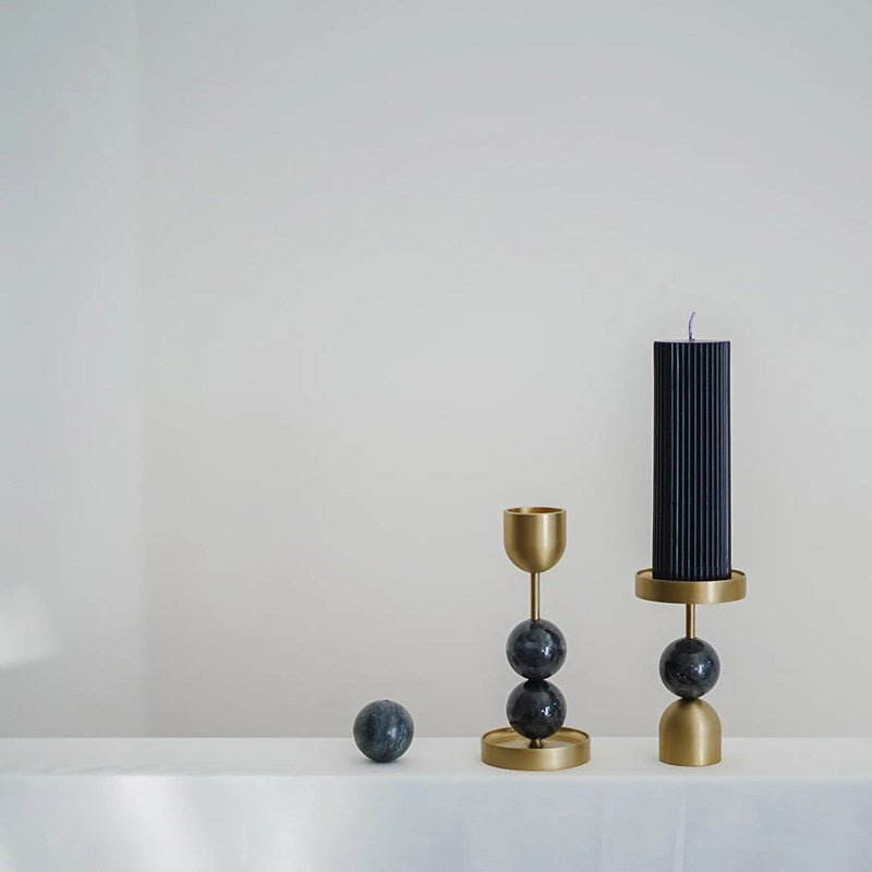 Fuldo Verdant Sphere Candle Holder gebürstetes Messing Akzent Mid-Century-Stil