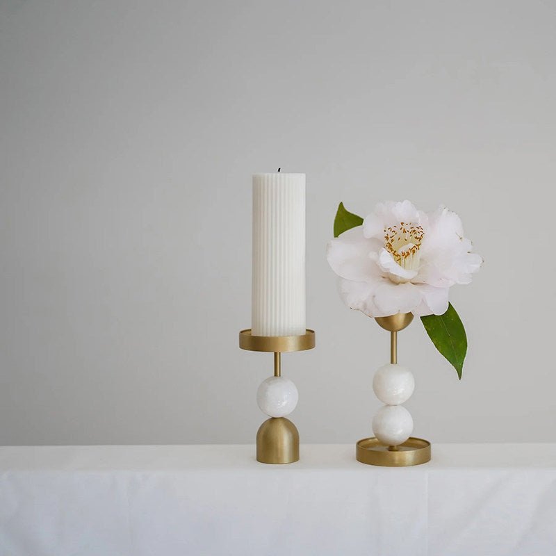Fuldo Verdant Sphere Candle Holder gebürstetes Messing Akzent Mid-Century-Stil