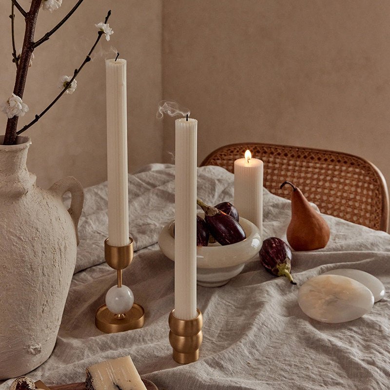 Fuldo Verdant Sphere Candle Holder gebürstetes Messing Akzent Mid-Century-Stil