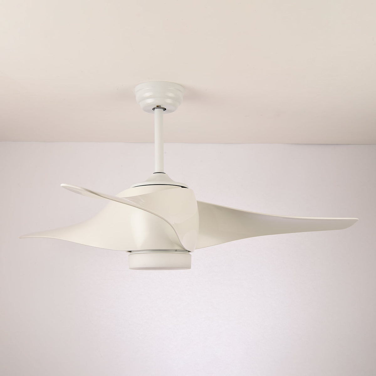 Umber Deckenventilator mit Beleuchtung