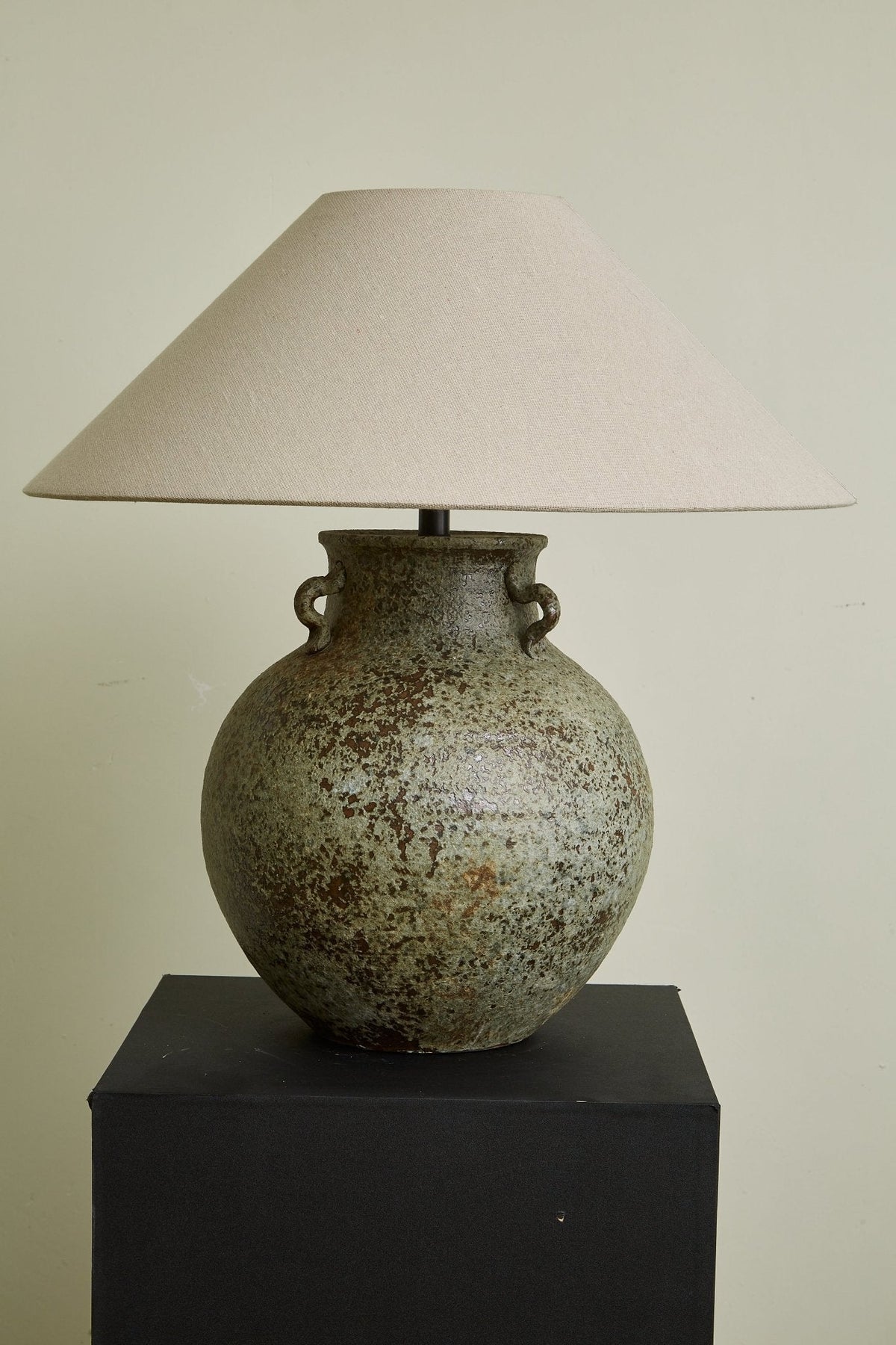 Doria Verdigris Handle Tischleuchte