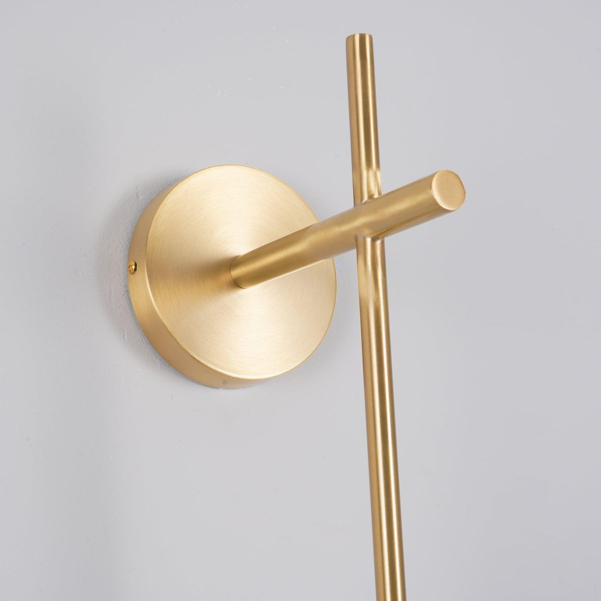 Ilraeia vertikale Kugel-Wandleuchte mit Stecker