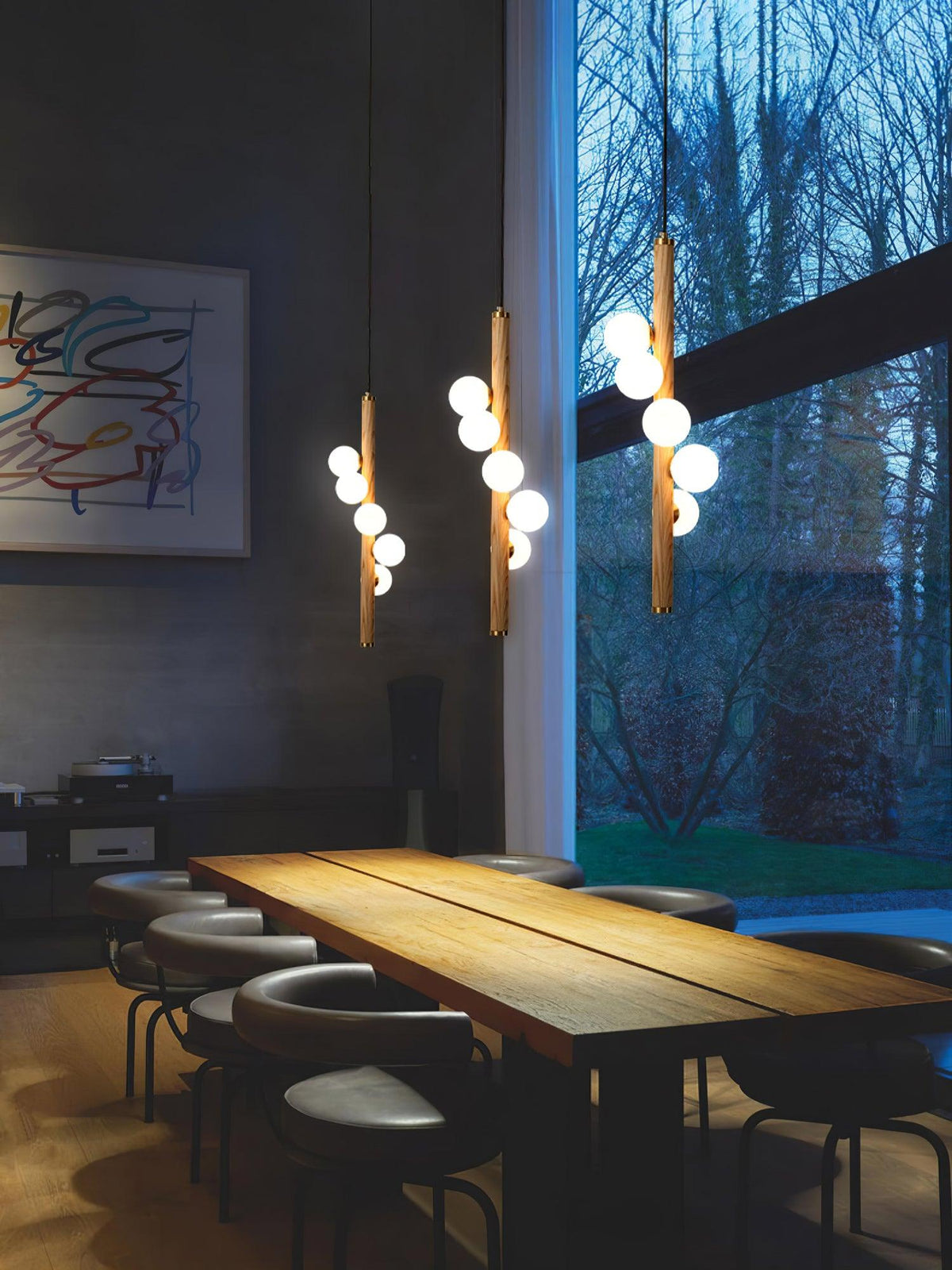 Rinenena Pendelleuchte aus Holz mit Glaskugeln linear