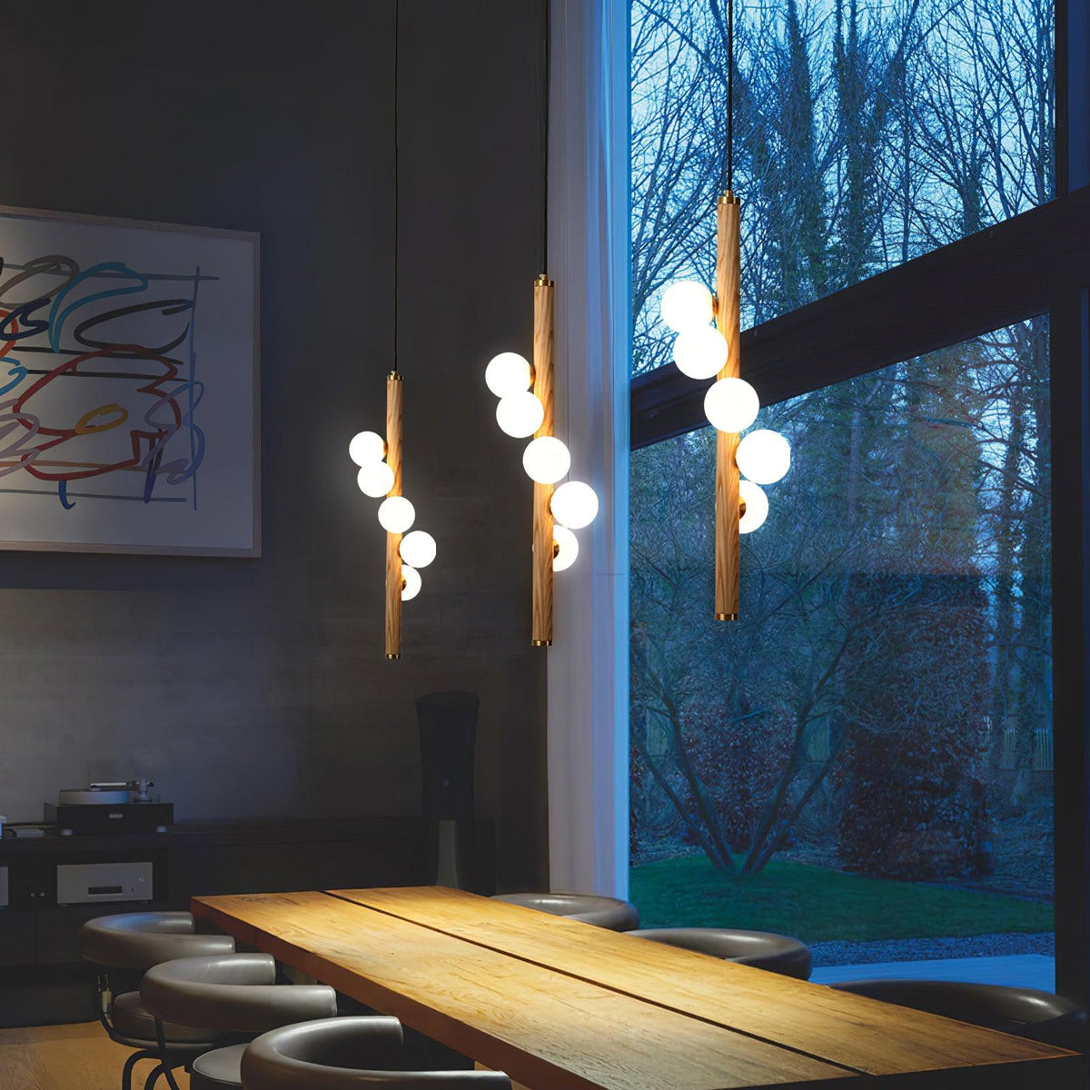 Rinenena Pendelleuchte aus Holz mit Glaskugeln linear