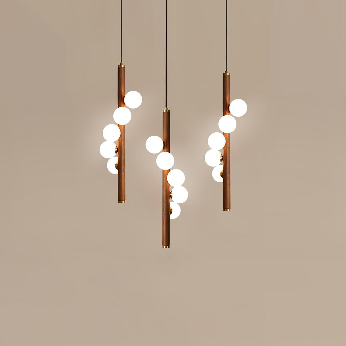 Rinenena Pendelleuchte aus Holz mit Glaskugeln linear