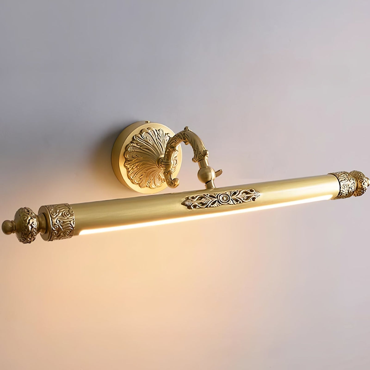 Cloren Premium zeitgenössische Kunst-Wandleuchte aus Messing