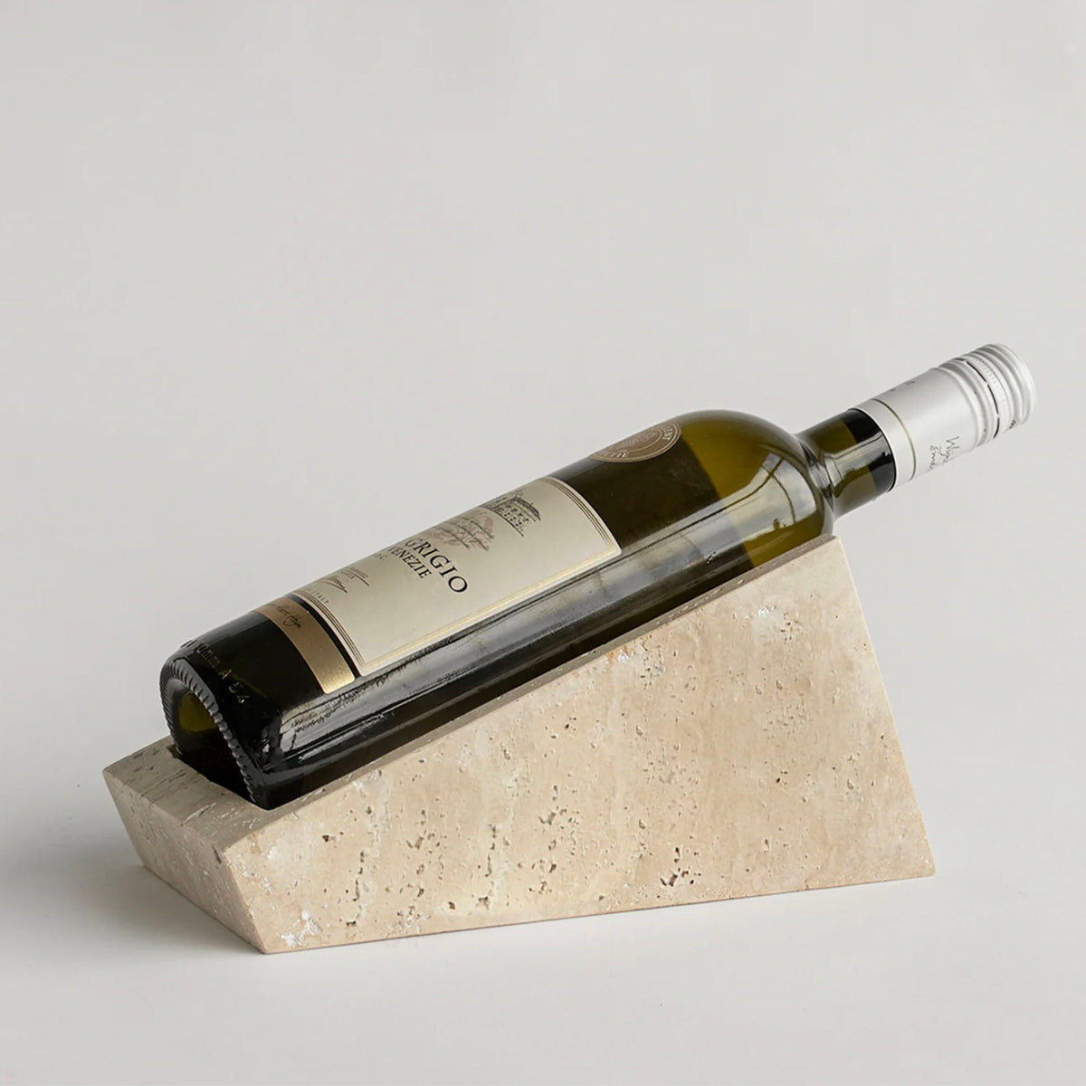 Selivian Cantilever Marmor Weinregal