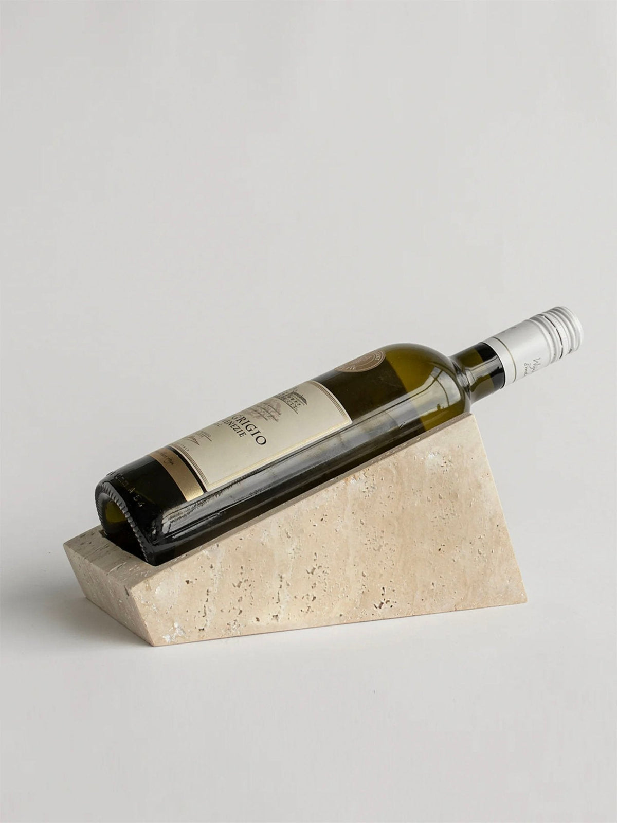 Selivian Cantilever Marmor Weinregal
