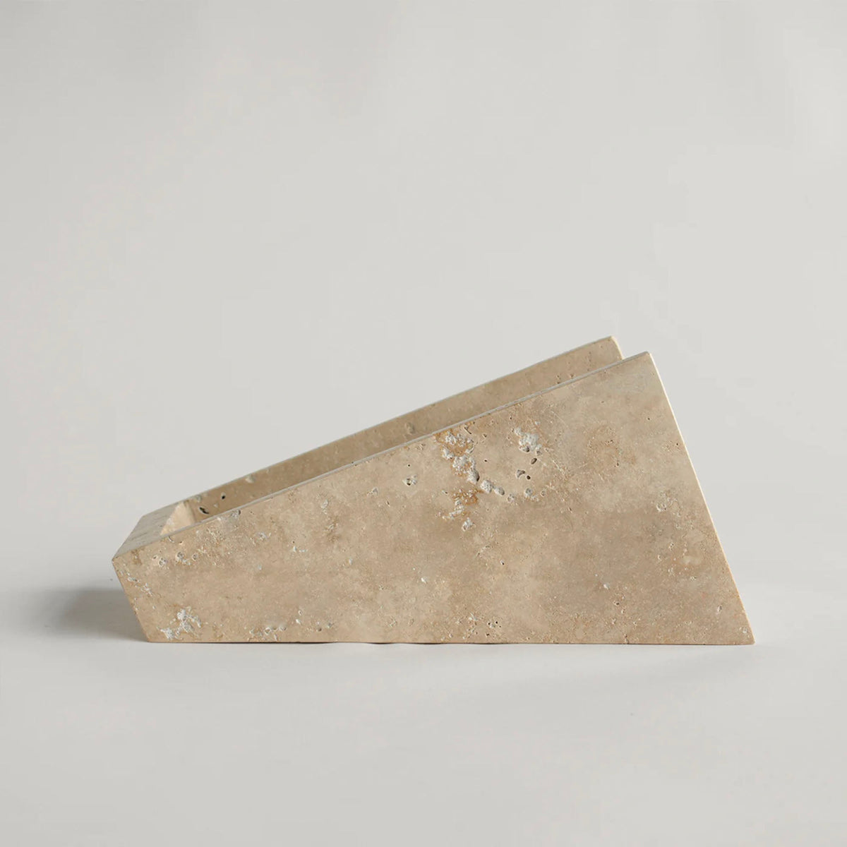 Selivian Cantilever Marmor Weinregal