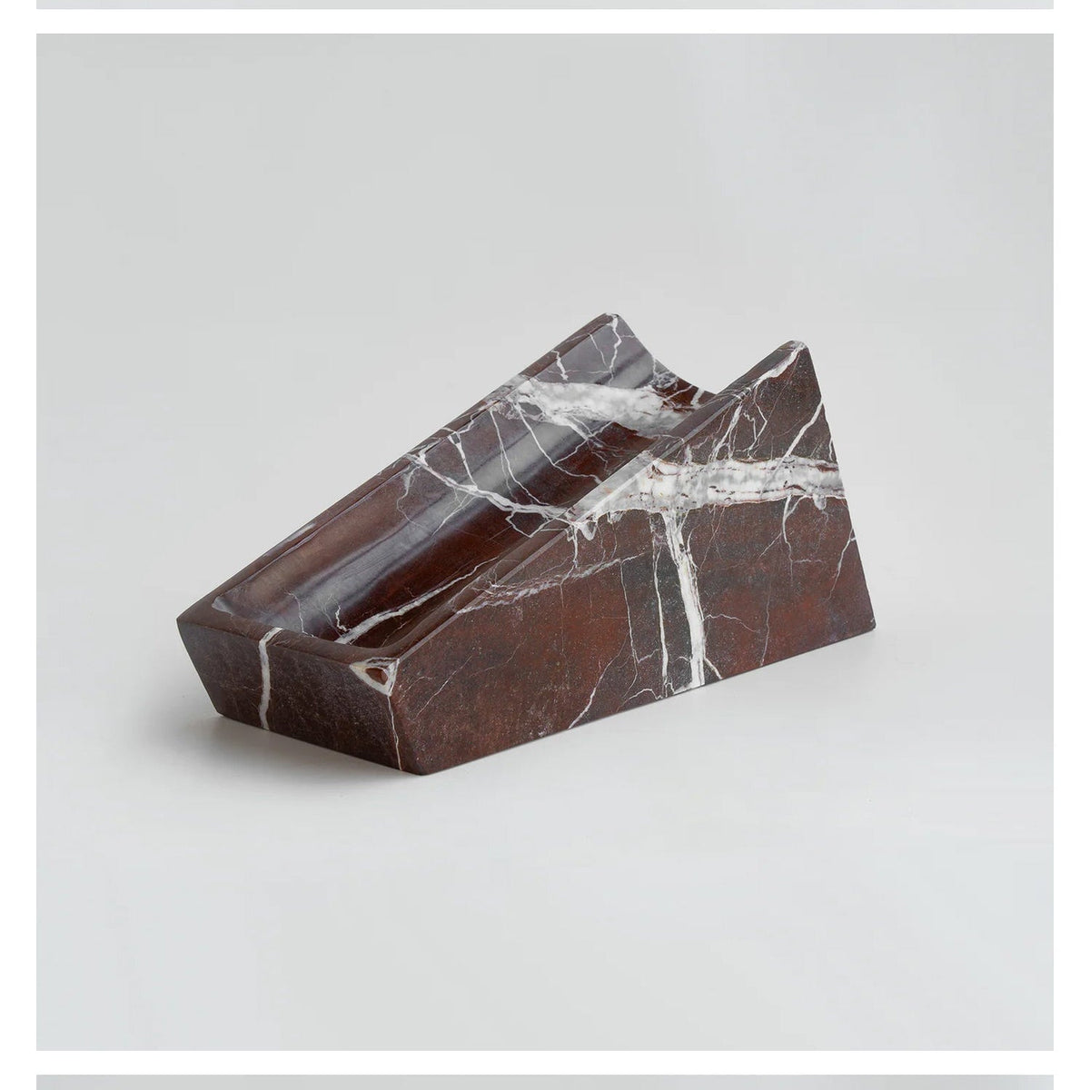 Selivian Cantilever Marmor Weinregal