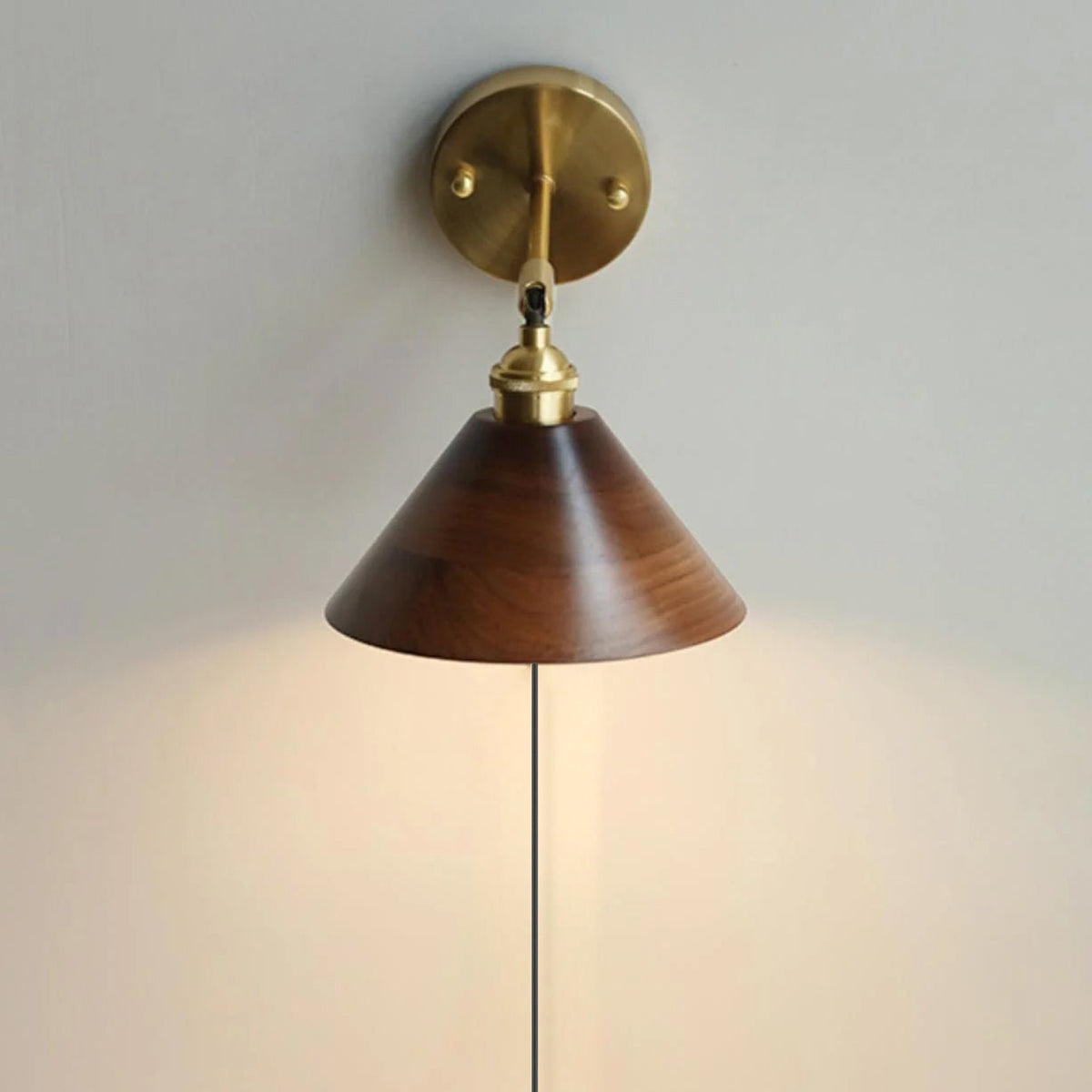 Alem Vintage Holz-Wandleuchte