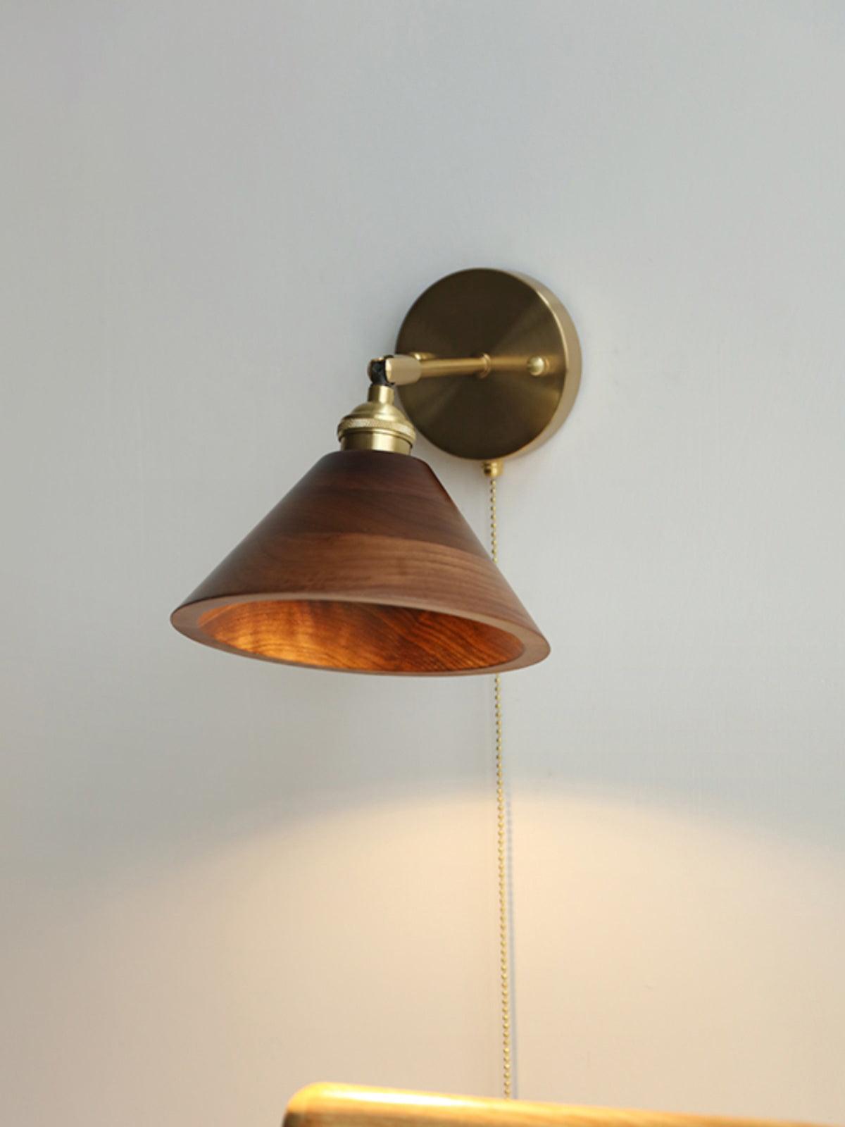 Rasen Vintage Holz-Wandleuchte