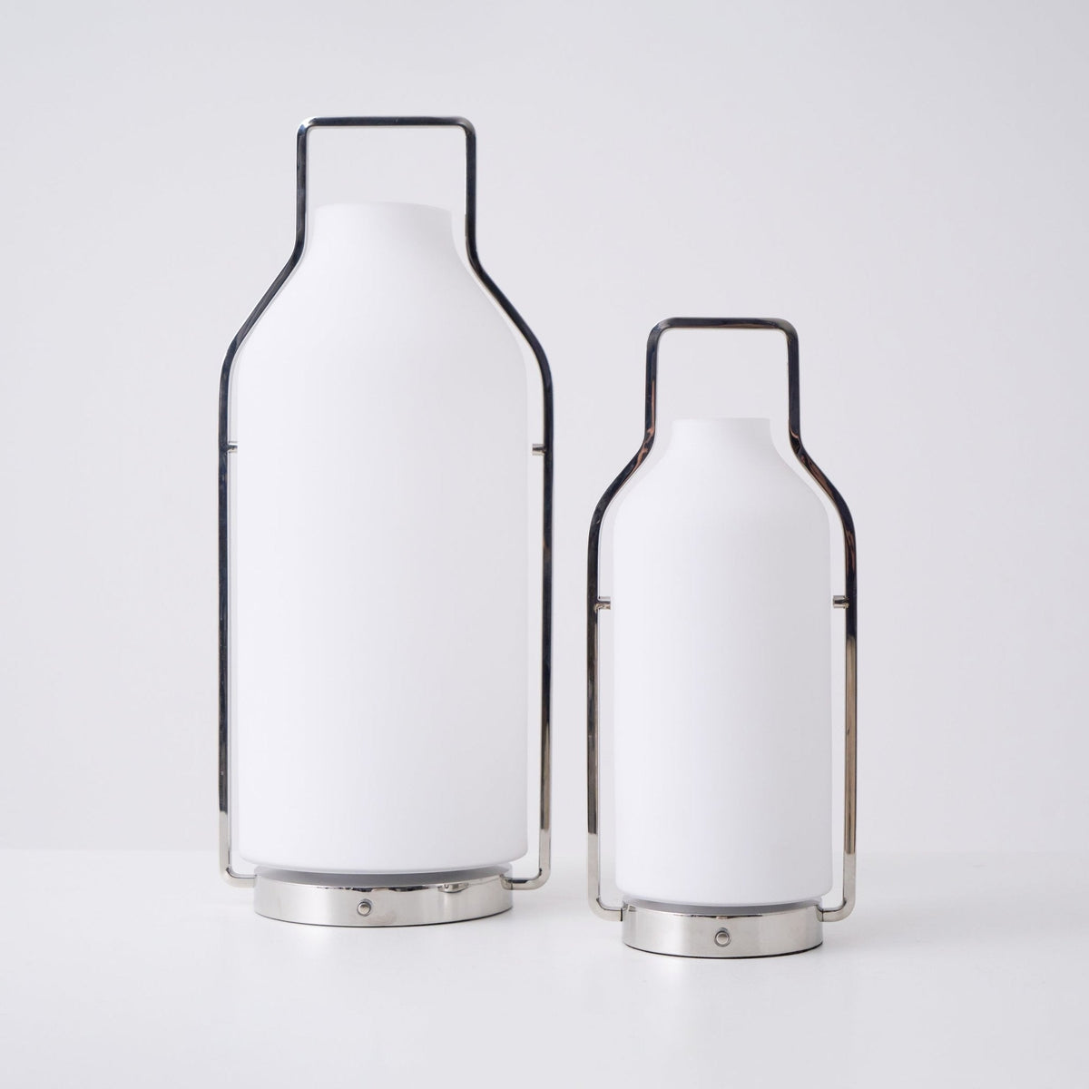Solace Tischlampe im Minimalisten-Stil