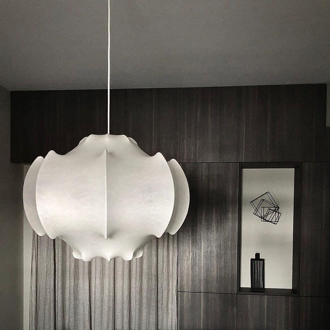 Lotus Minimalistische Seiden-Pendelleuchte