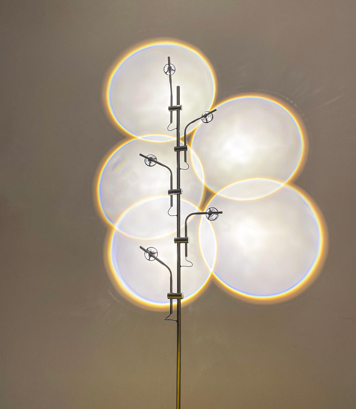 Receiv Stehleuchte Edelstahl minimalistisch klassisch für Wohnzimmer | Cielum