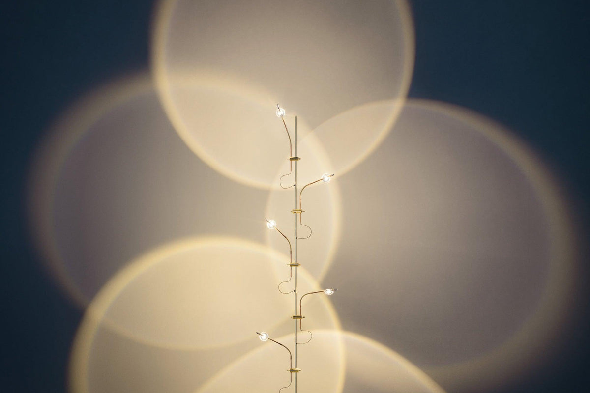 Receiv Stehleuchte Edelstahl minimalistisch klassisch für Wohnzimmer | Cielum