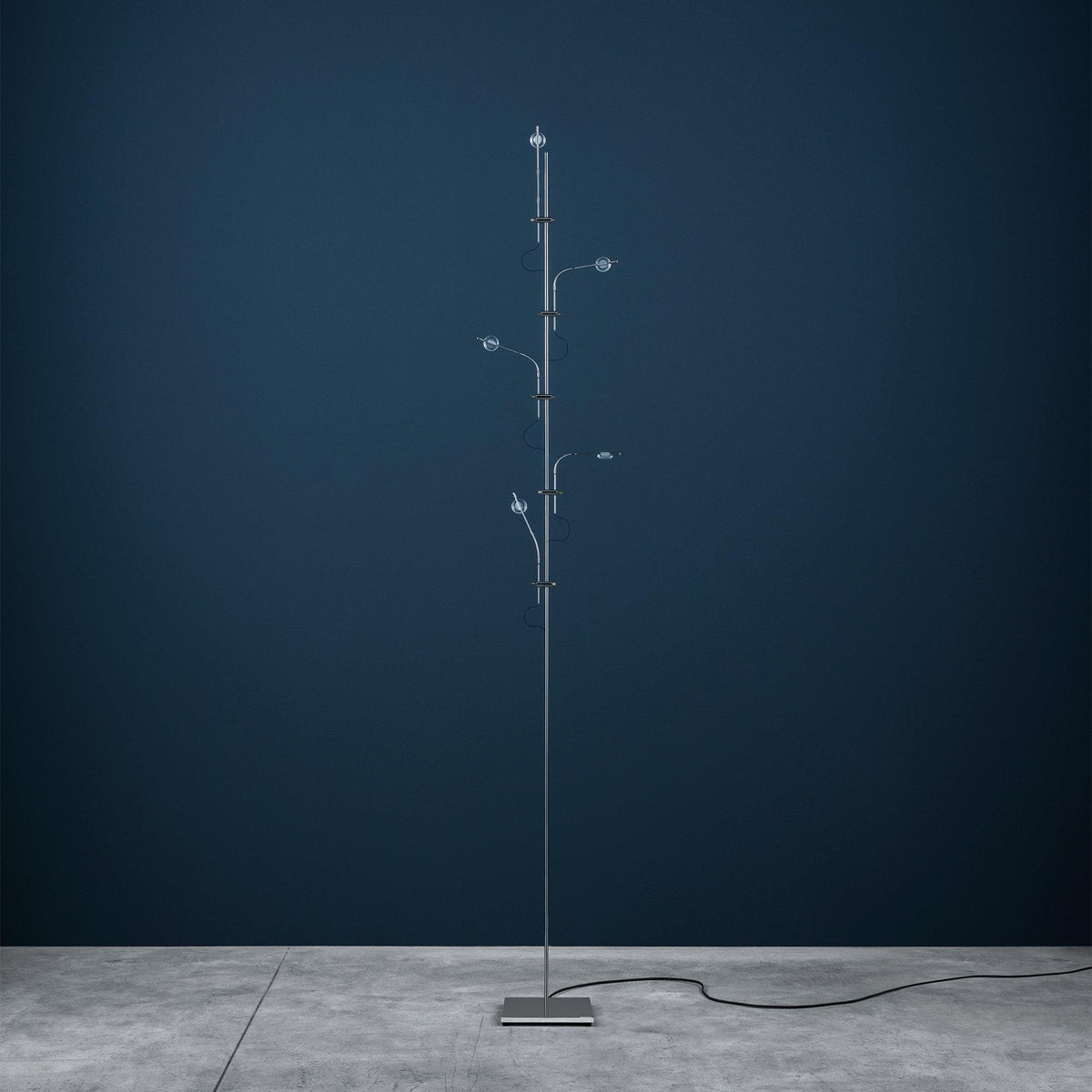 Receiv Stehleuchte Edelstahl minimalistisch klassisch für Wohnzimmer | Cielum