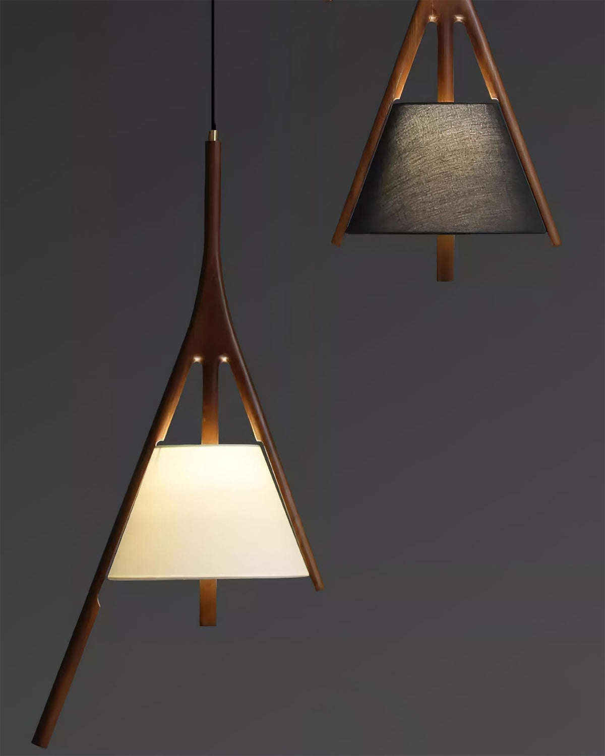 Zovenarae dreieckige Holz-Pendelleuchte