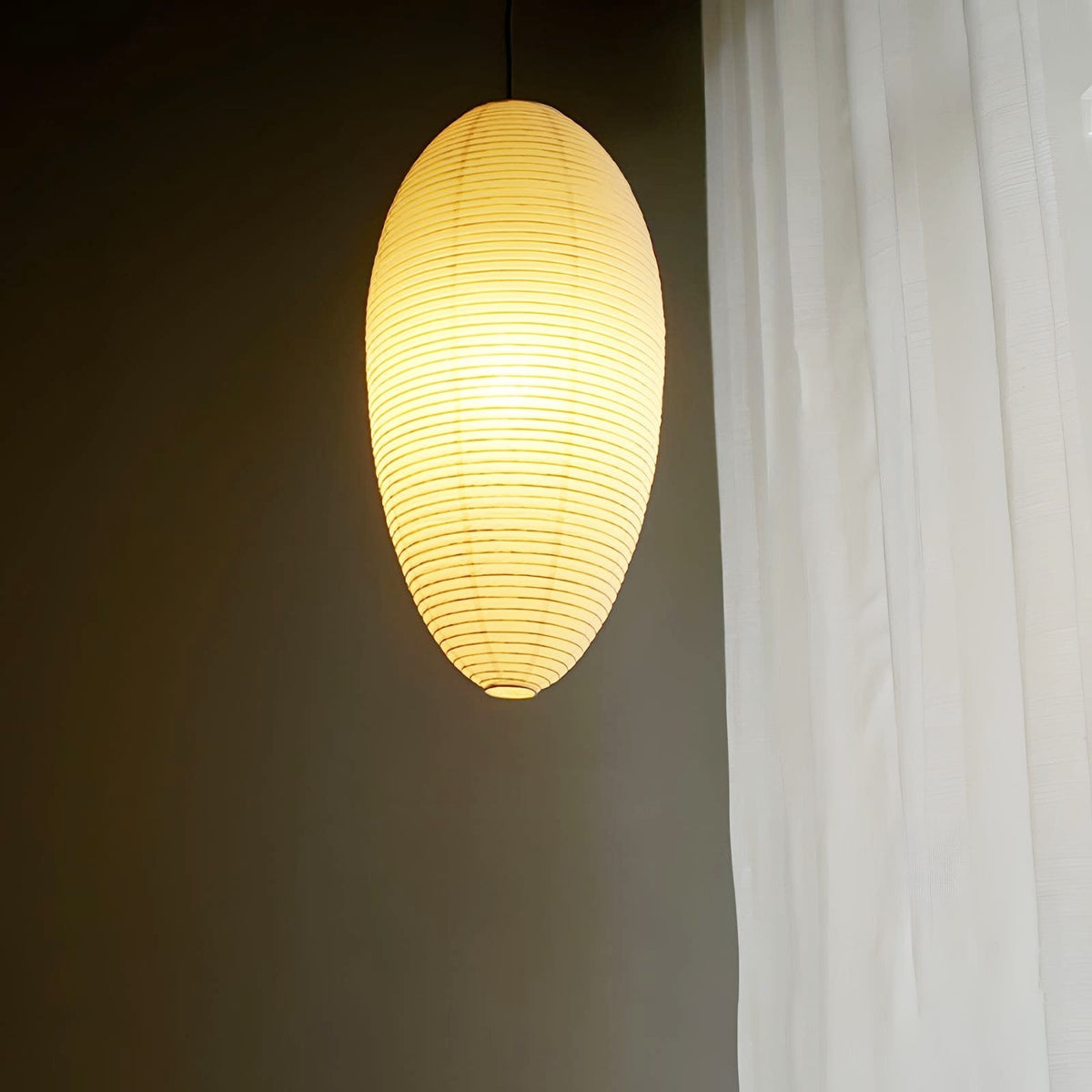 Myraean zeitgenössische minimalistische Wabi-Sabi-Pendelleuchte aus Papier in Kirschbaumoptik