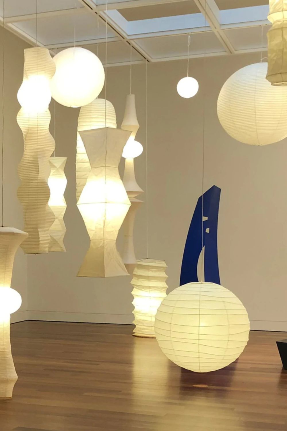 Lunalelia Kunst-Pendelleuchte aus Papier