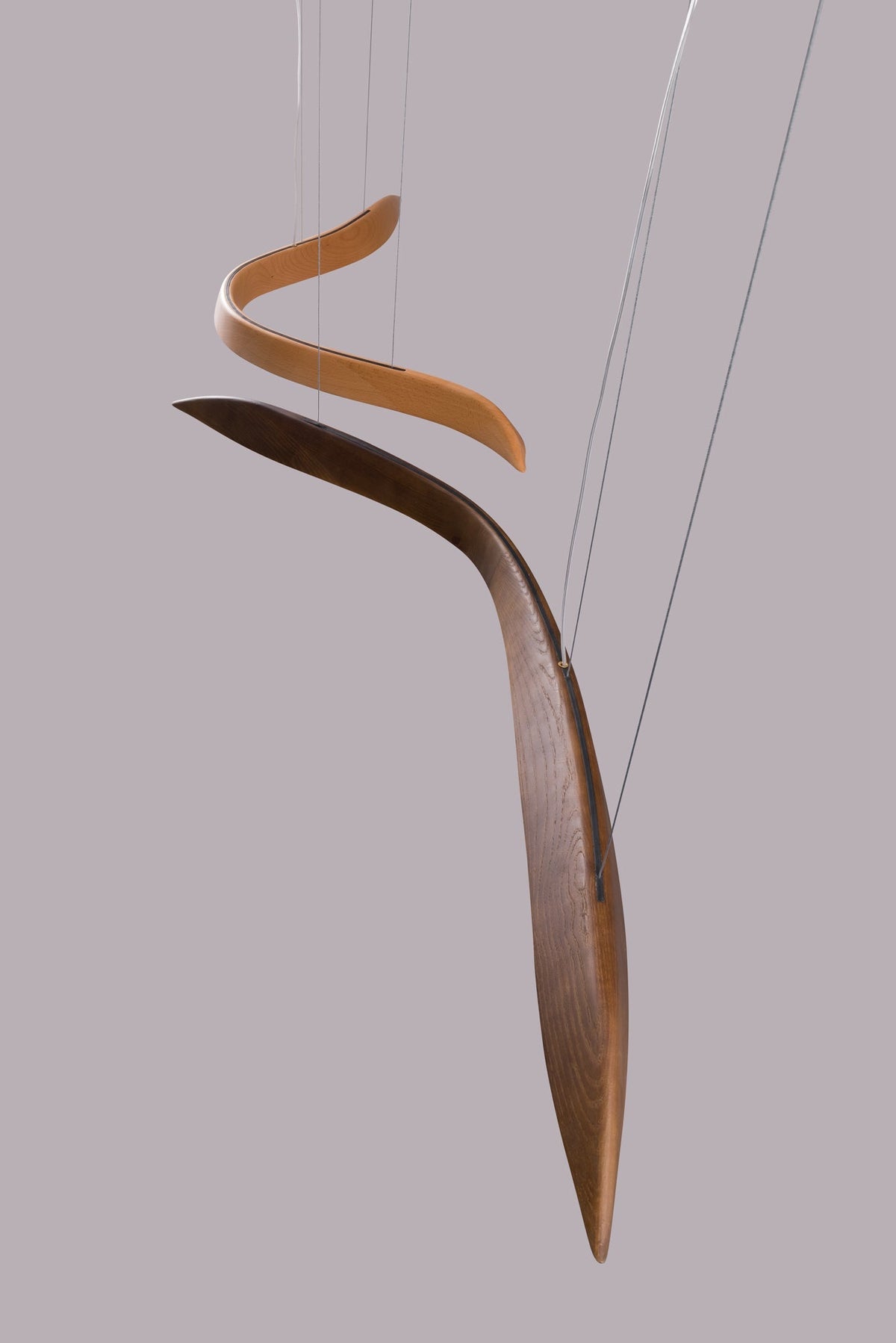 Queral Flow Minimalistische Pendelleuchte aus Holz