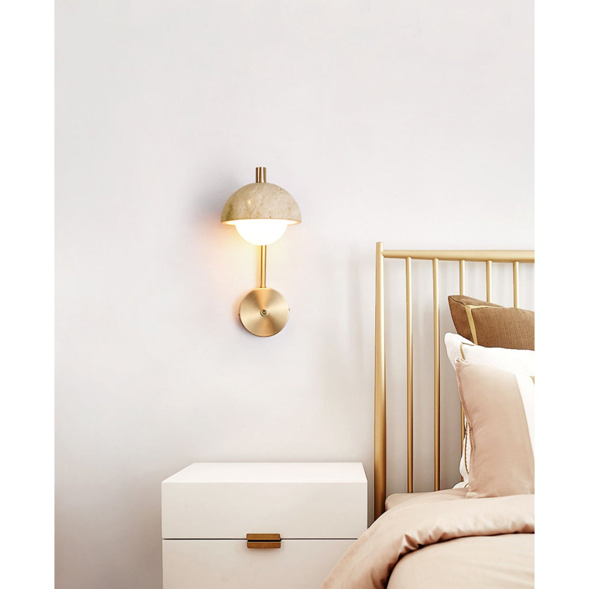 Valelaine Travertine-Wandleuchte