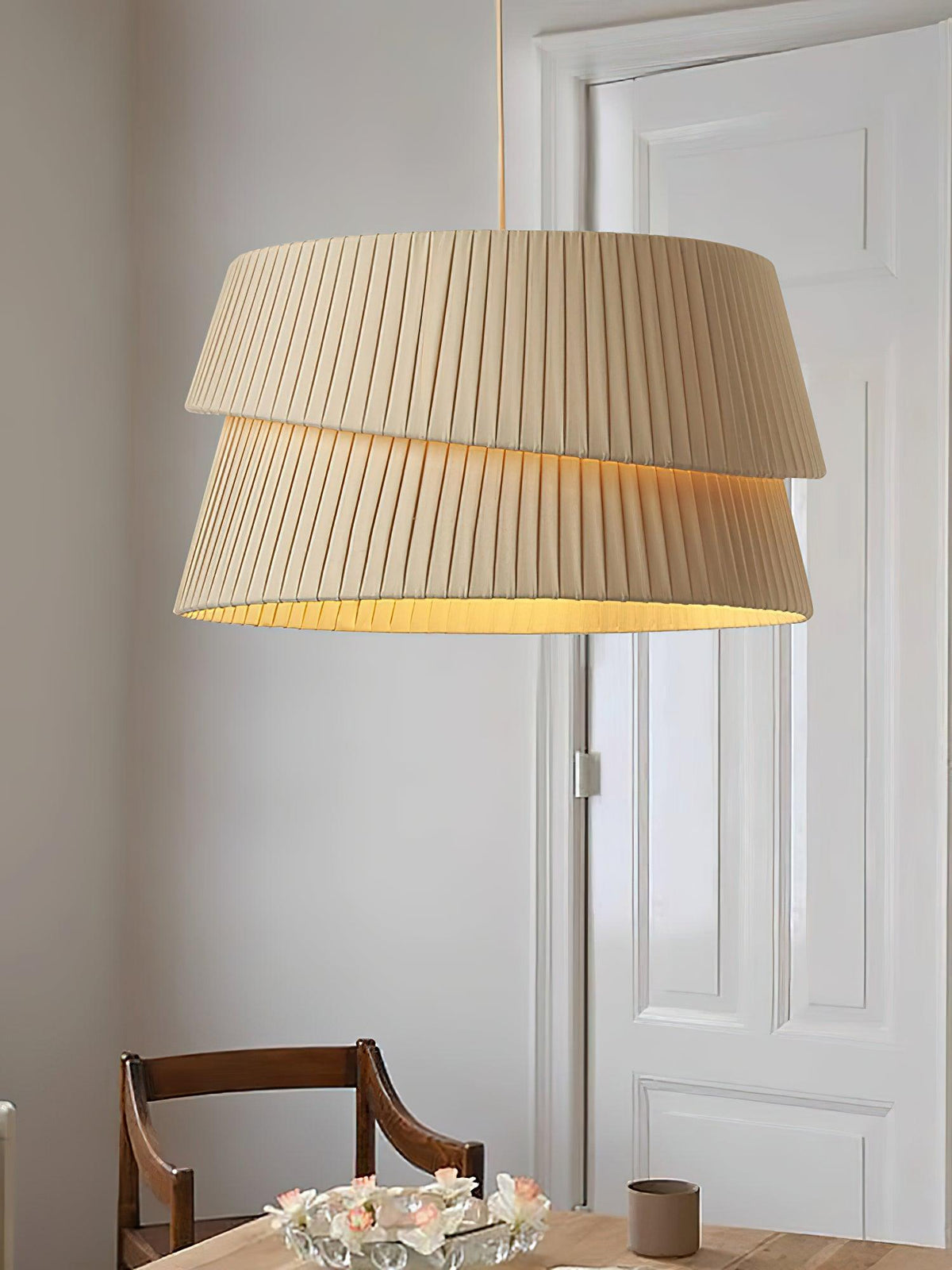 Tocan Pendelleuchte aus Stoff skandinavischer Art in Beige