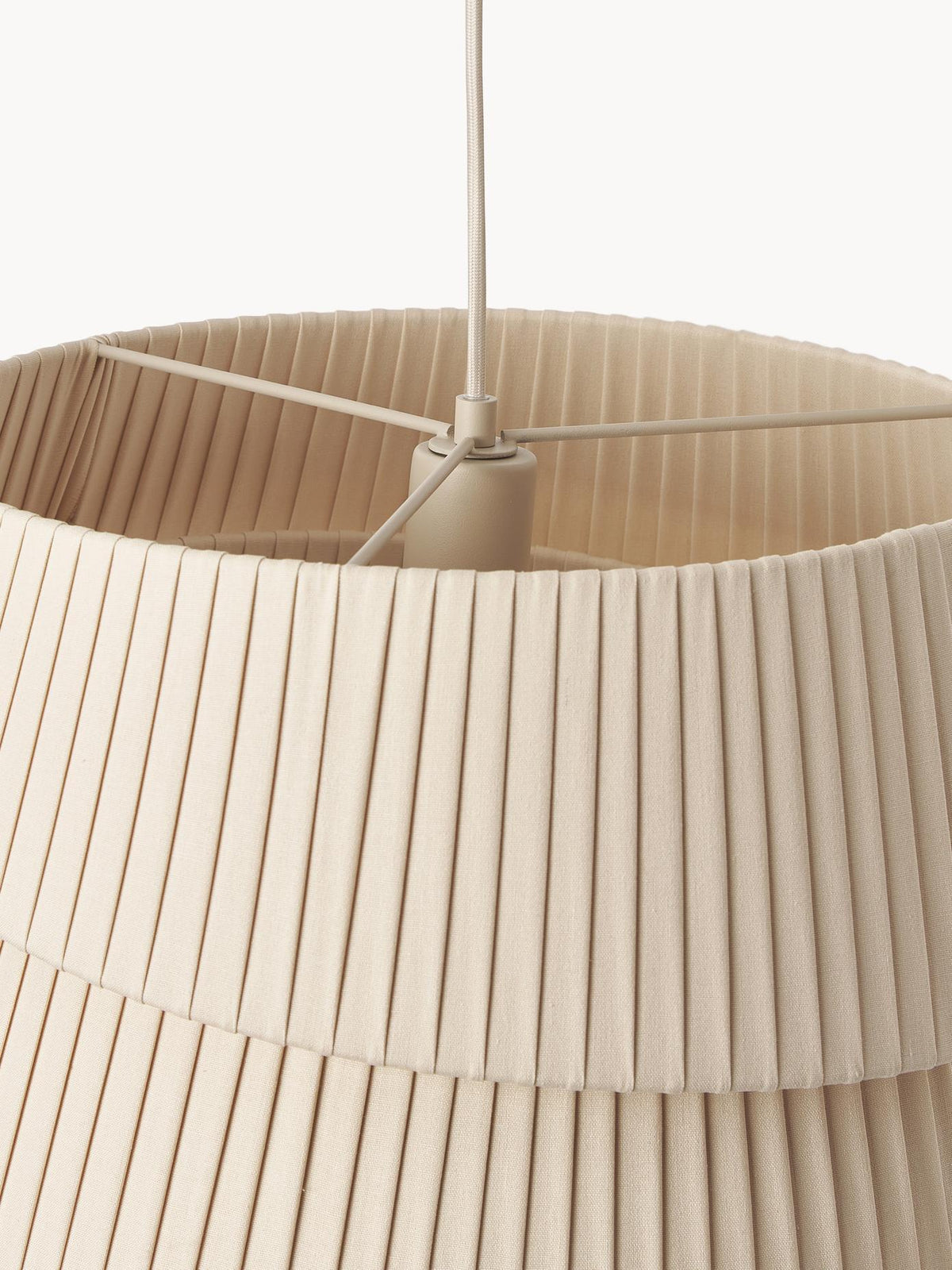Tocan Pendelleuchte aus Stoff skandinavischer Art in Beige