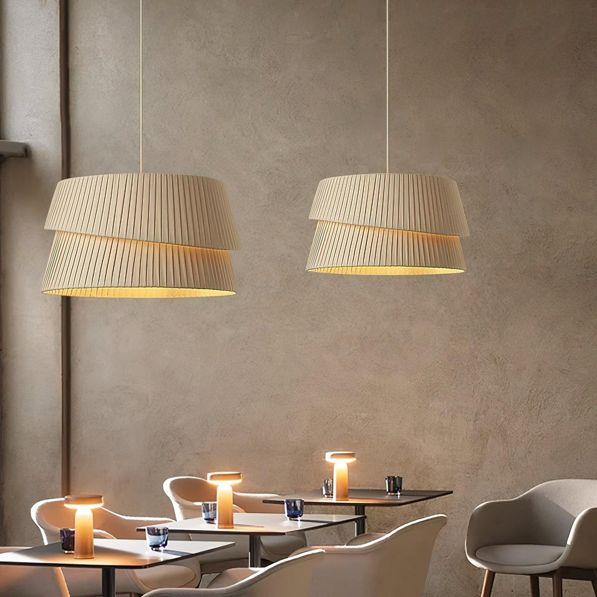 Tocan Pendelleuchte aus Stoff skandinavischer Art in Beige