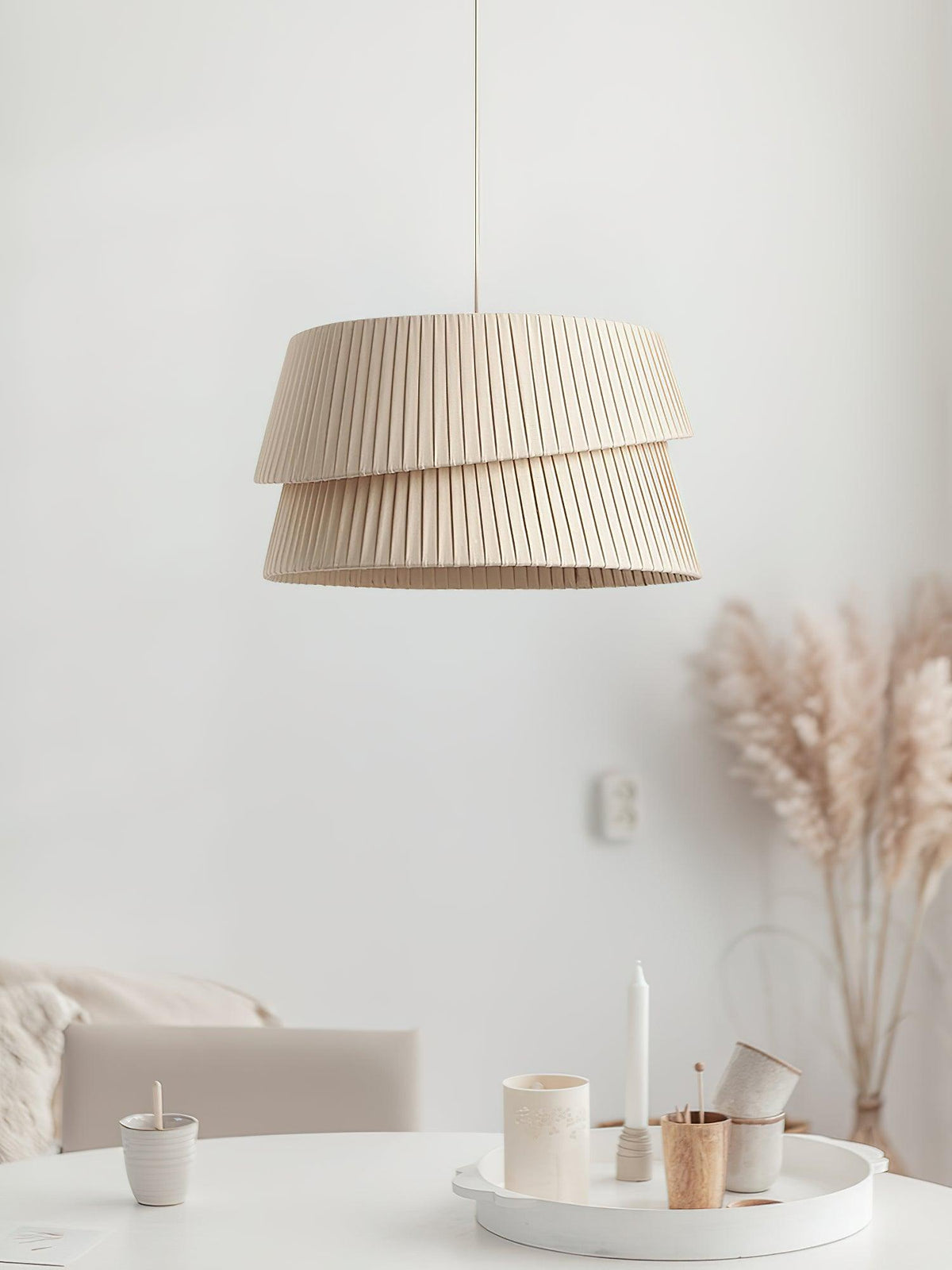Tocan Pendelleuchte aus Stoff skandinavischer Art in Beige