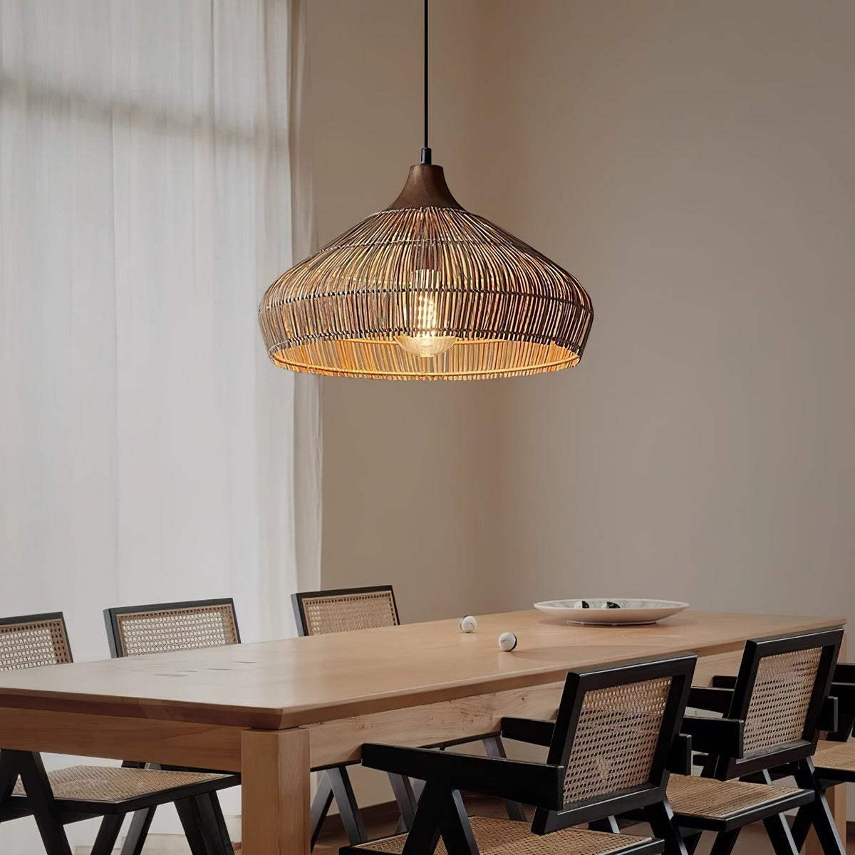 Lythean Elegance Art Rattan Pendelleuchte aus Holz