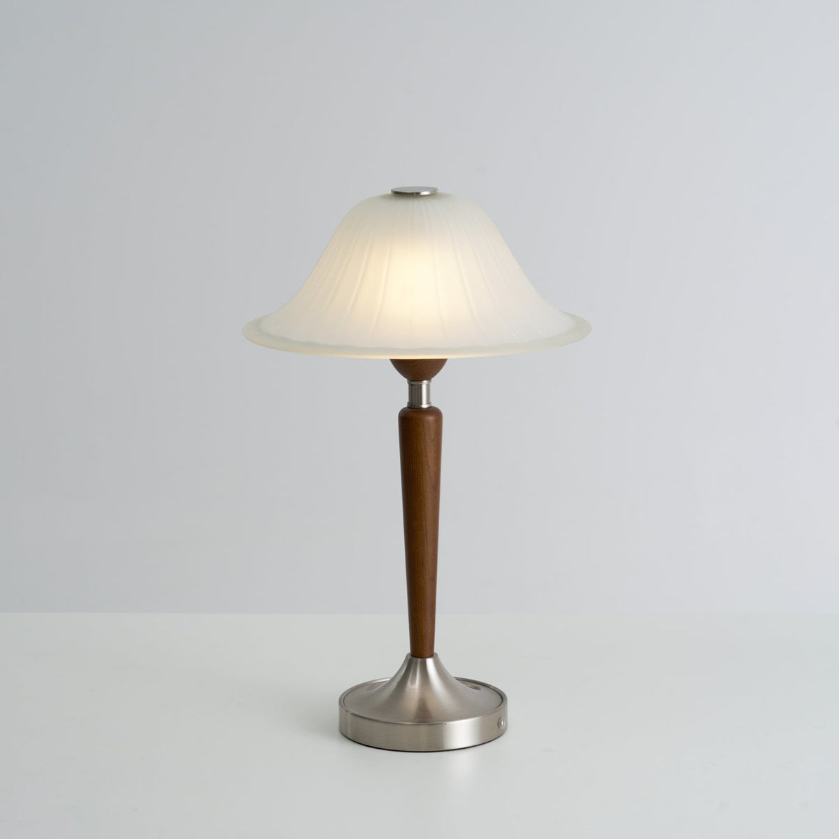 Elviveria Vintage-Holz-Tischleuchte