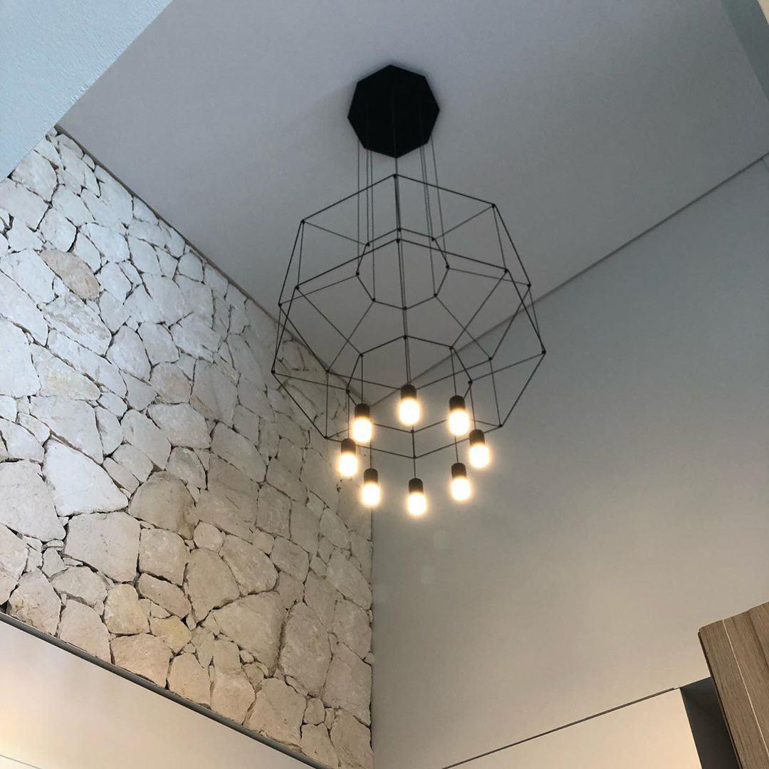 Elaalora Pendelleuchte Geometrisches Drahtdesign Schwarz LED