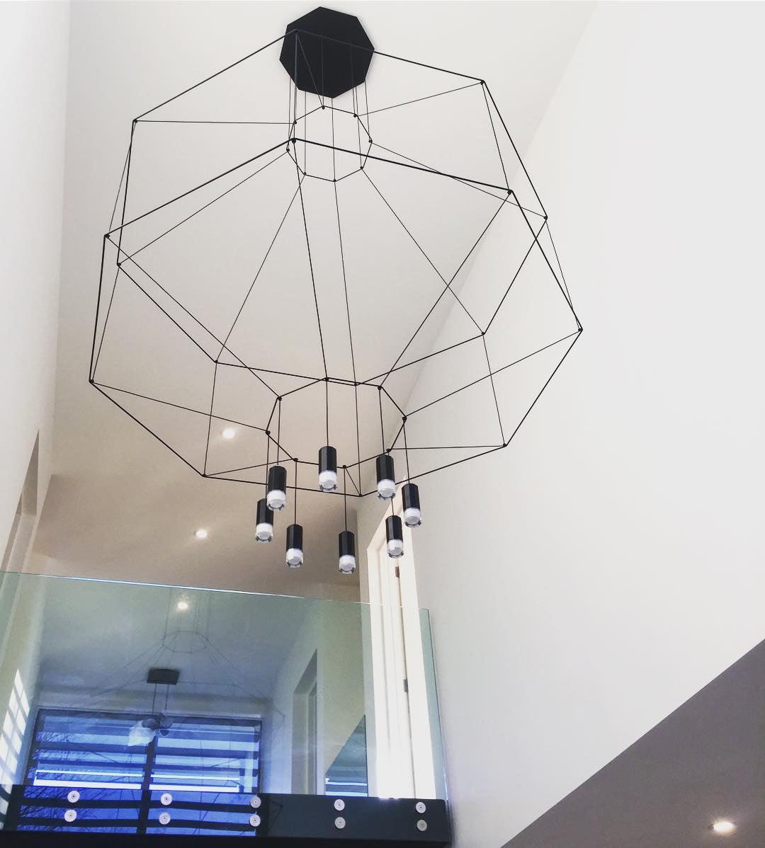 Elaalora Pendelleuchte Geometrisches Drahtdesign Schwarz LED