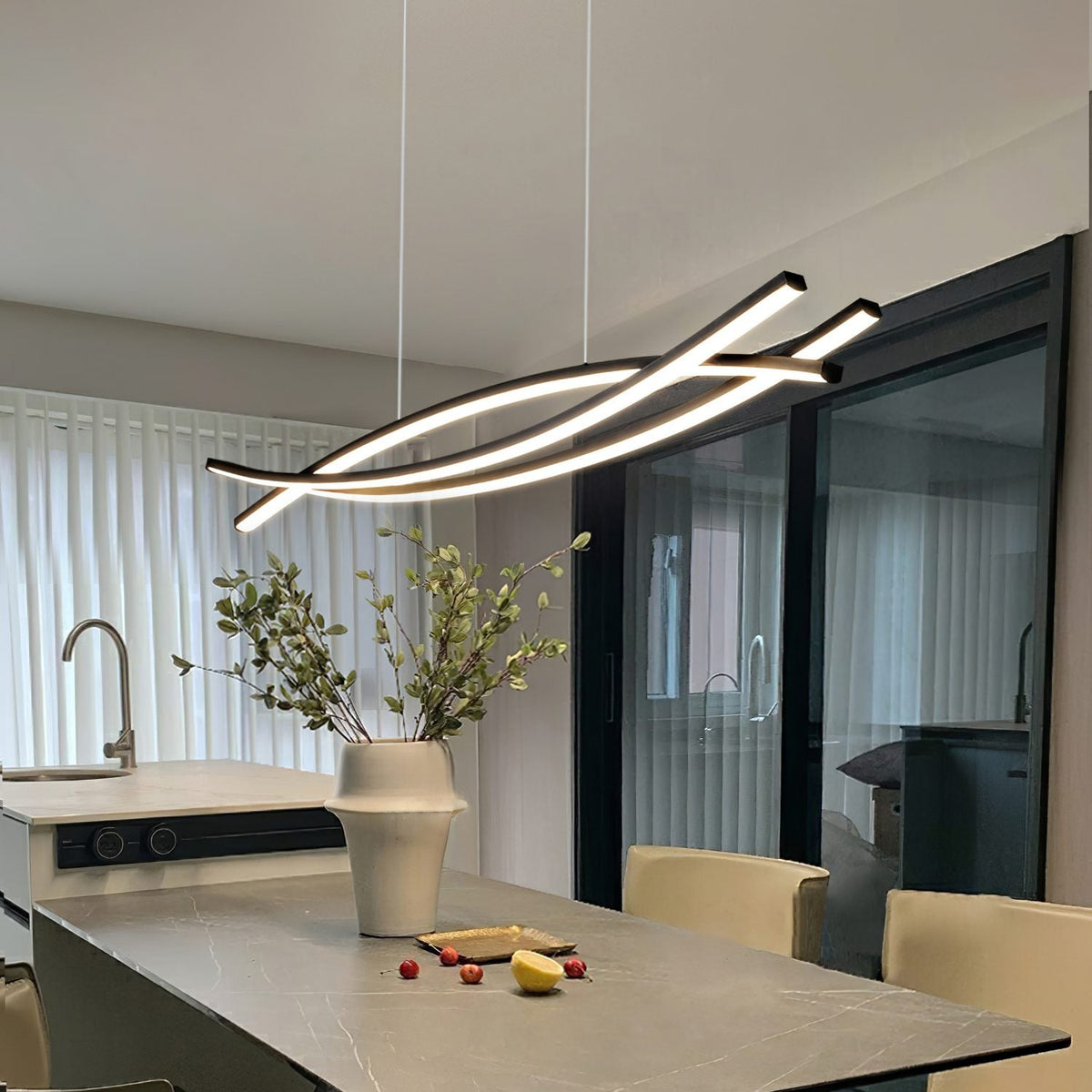 Curinis Kronleuchter im zeitgenössischen minimalistischen Stil mit LED
