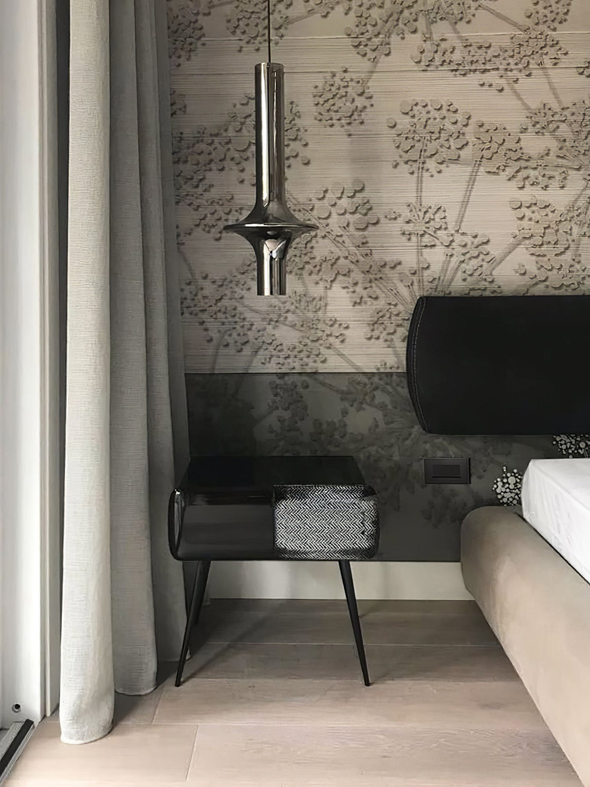 Sarenol Pendelleuchte aus Glas im industriellen Glam-Stil