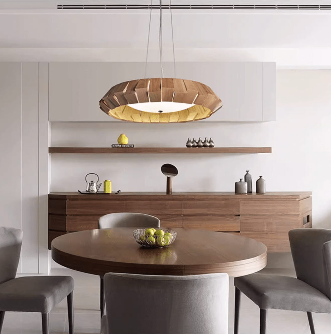 Viresto Kronleuchter aus Holz in Patchwork-Ring-Optik
