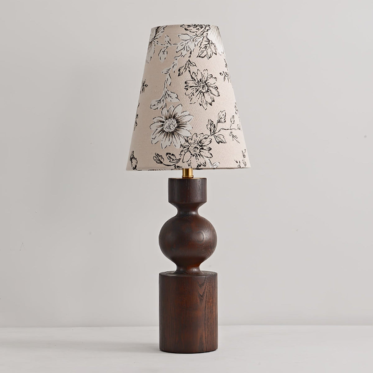 Thorne Vintage Tischleuchte aus dunklem Holz-Holz